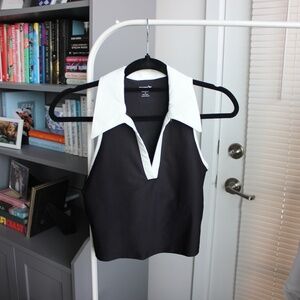 Old Navy Powersoft Black Jack Fitted PowerSoft Sleeveless Cropped Polo | Size M